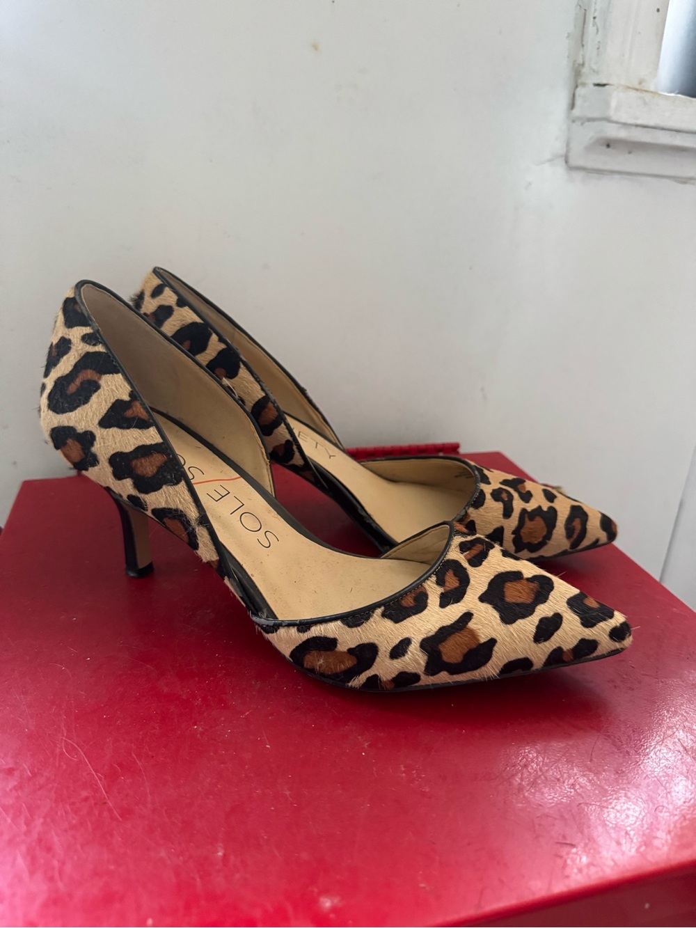 Sole Society Tan and Black Leopard-Print Pointed Pumps Size 7